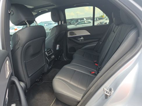 Used 2026 Mercedes-Benz GLE 350 4MATIC w/ Winter Package image 5