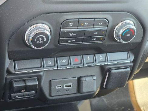 Certified 2024 GMC Sierra 2500 Pro w/ Convenience Package image 19