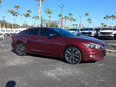 Used 2016 Nissan Maxima SR image 2