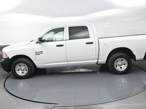 Used 2019 RAM 1500 Tradesman w/ Popular Equipment Group AWD/4WD image 4