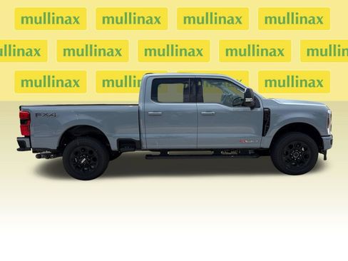 New 2026 Ford F250 Lariat w/ Black Appearance Package AWD/4WD image 2