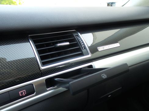 Used 2009 Audi S8 AWD/4WD image 25