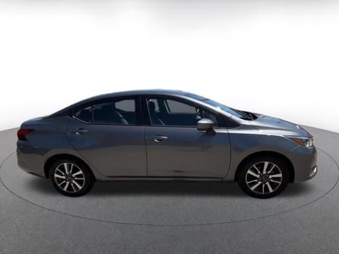 Used 2025 Nissan Versa SV FWD image 16