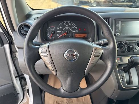 Used 2021 Nissan NV200 S image 12