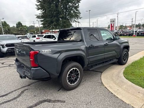 Used 2024 Toyota Tacoma TRD Off-Road w/ TRD Off Road Upgrade Package AWD/4WD image 7
