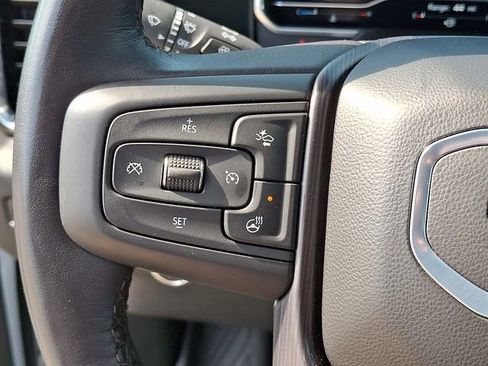 Used 2024 GMC Sierra 2500 Denali Ultimate AWD/4WD image 18