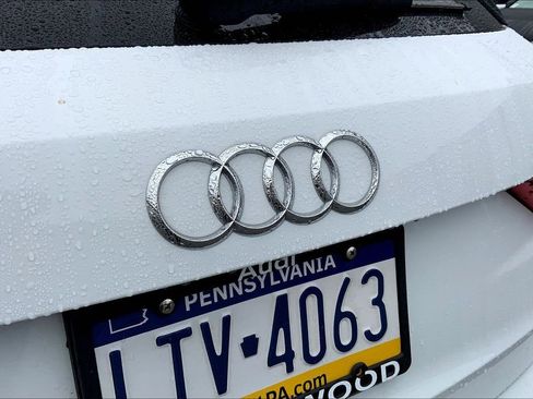 Certified 2024 Audi Q3 2.0T Premium Plus image 33