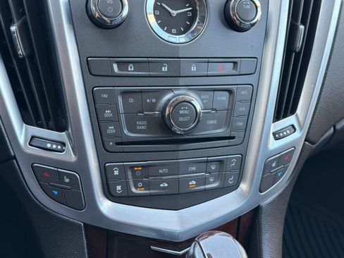 Used 2012 Cadillac SRX Luxury FWD image 21