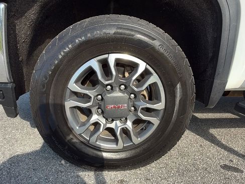 Used 2021 GMC Sierra 2500 SLE w/ SLE Value Package; AWD/4WD image 21