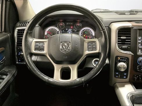 Used 2017 RAM 1500 Laramie image 9