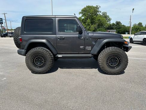 Used 2020 Jeep Wrangler Sport AWD/4WD image 7