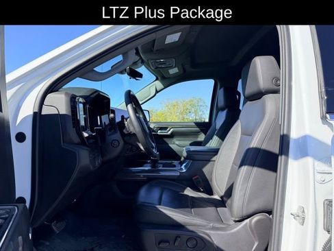 Certified 2024 Chevrolet Silverado 1500 LTZ AWD/4WD image 8
