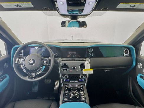 New 2026 Rolls-Royce Cullinan AWD/4WD image 22