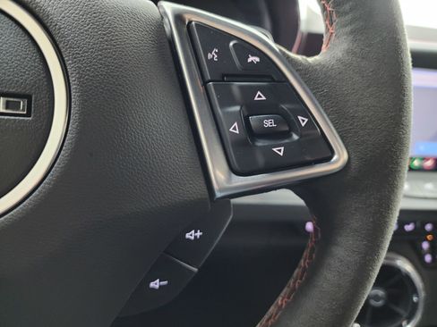 Used 2022 Chevrolet Camaro ZL1 image 17