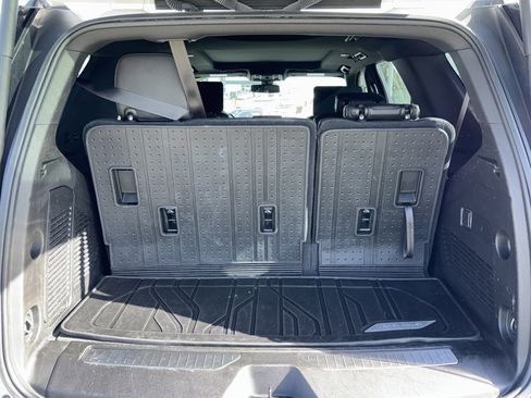 Used 2021 Chevrolet Tahoe Z71 w/ Rear Media and Nav Package image 23