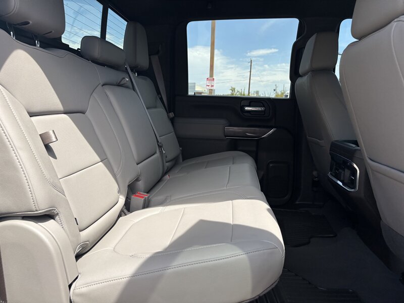 Used 2022 Chevrolet Silverado 2500 LTZ w/ LTZ Plus Package AWD/4WD image 38