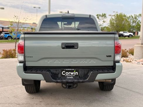 Used 2023 Toyota Tacoma TRD Sport AWD/4WD image 7