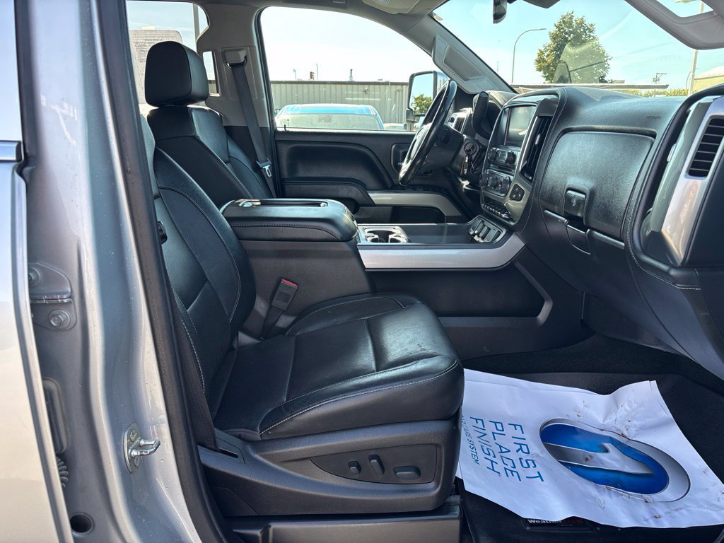 Used 2018 Chevrolet Silverado 2500 LTZ w/ Duramax Plus Package AWD/4WD image 43