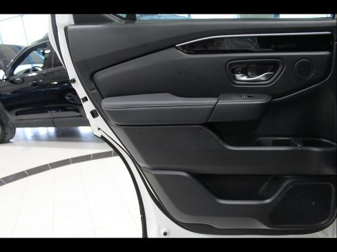 Certified 2026 Honda Passport RTL image 17