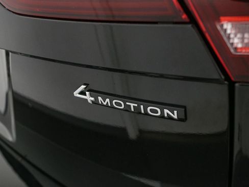 Certified 2022 Volkswagen Tiguan S AWD/4WD image 12