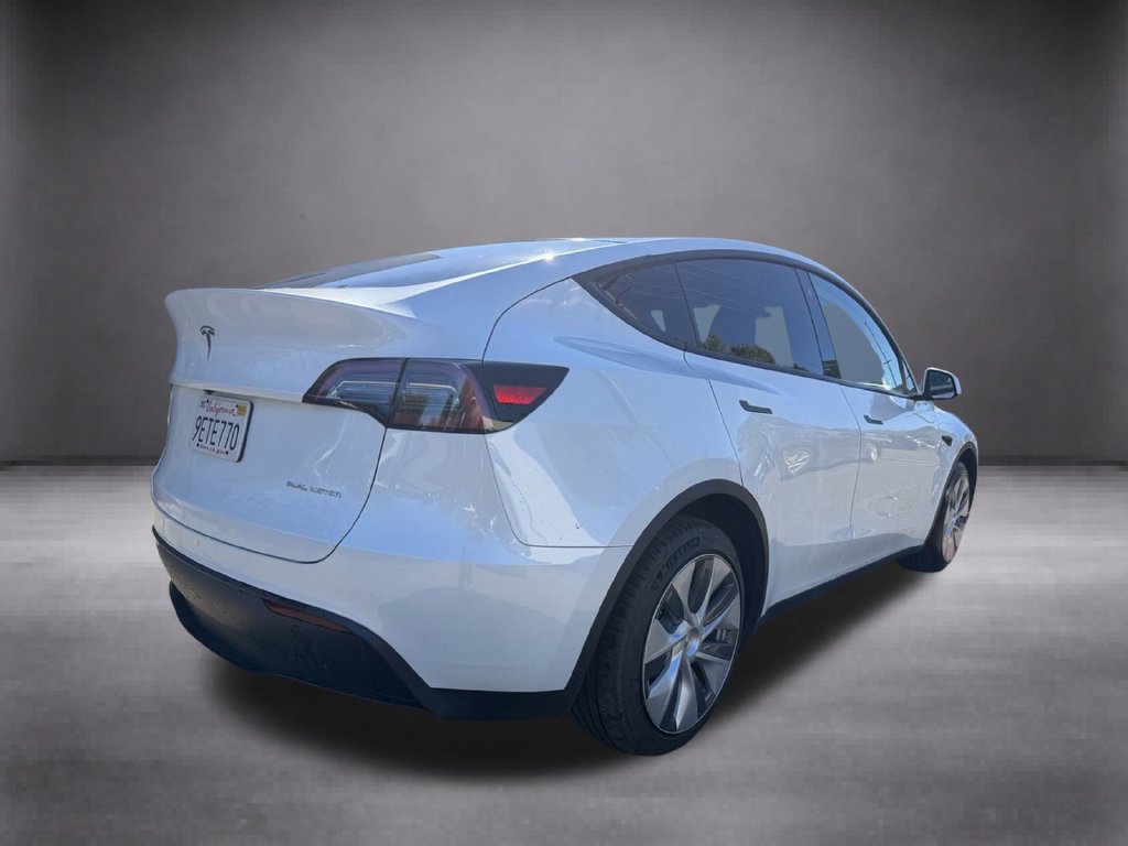 Used 2023 Tesla Model Y Long Range AWD/4WD image 14