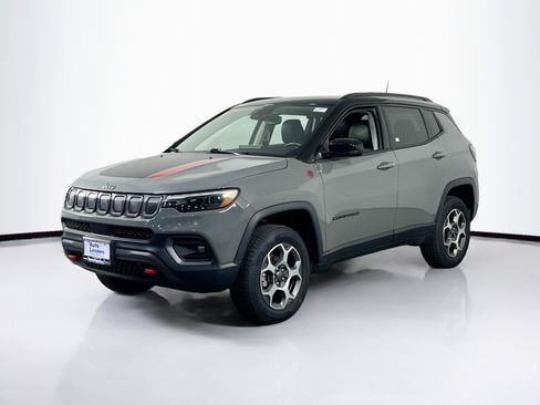 Used 2022 Jeep Compass Trailhawk w/ Trailhawk Elite Group AWD/4WD image 1