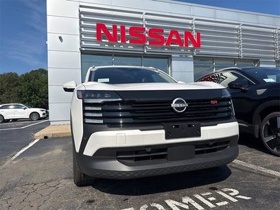 New 2025 Nissan Kicks SR