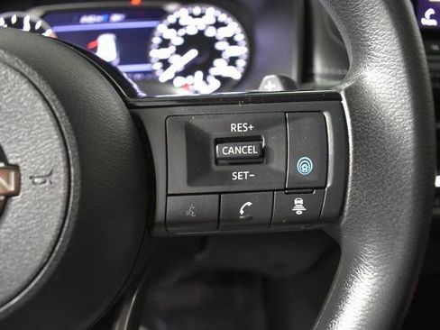 Certified 2023 Nissan Rogue SV image 17