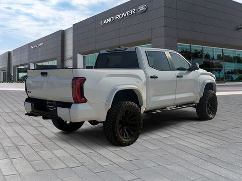 Used 2024 Toyota Tundra Limited AWD/4WD image 5