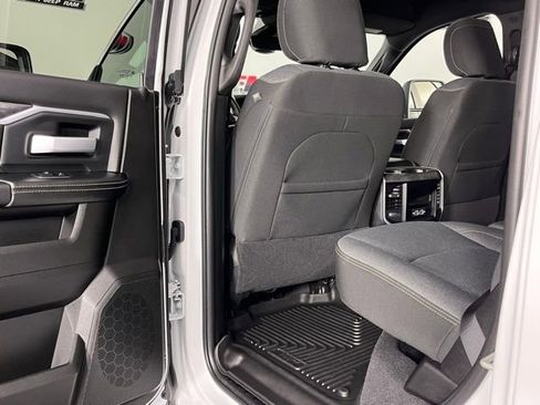 Used 2024 RAM 2500 Big Horn w/ Night Edition image 26