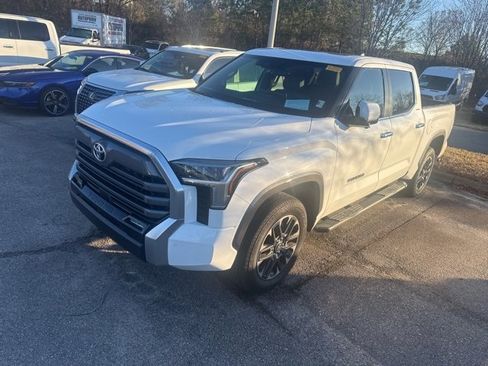 Used 2025 Toyota Tundra Limited image 4