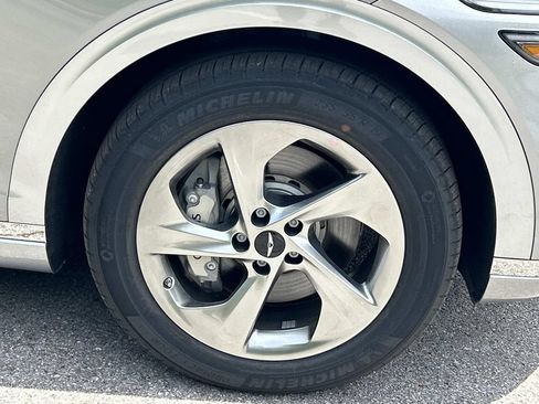 New 2026 Genesis GV70 2.5T Advanced AWD/4WD image 9