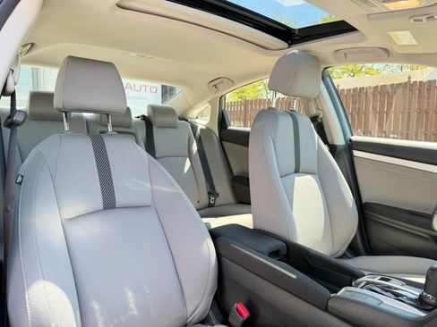 Used 2018 Honda Civic EX-T image 31