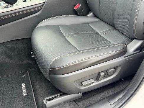 Used 2025 MAZDA CX-90 3.3 Turbo w/ Premium Sport Pkg image 13