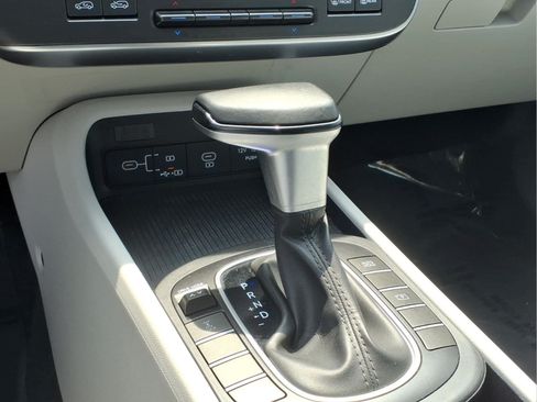 Used 2025 Hyundai Kona SEL AWD/4WD image 17