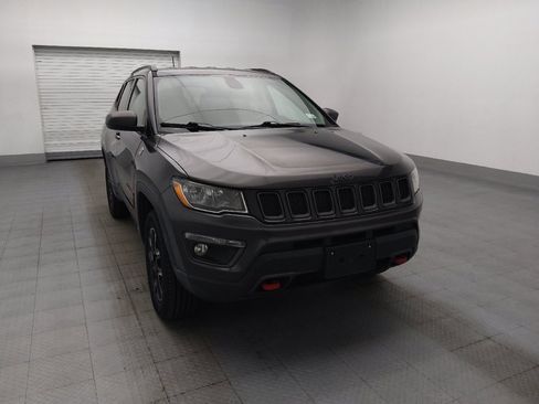 Used 2020 Jeep Compass Trailhawk AWD/4WD image 14