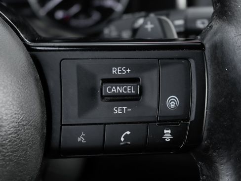 Used 2021 Nissan Rogue SL image 27