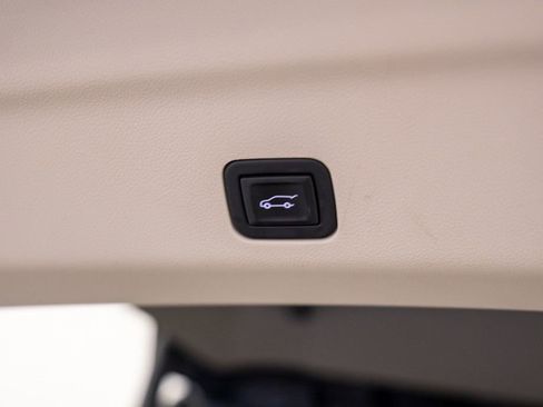 Certified 2024 Cadillac Escalade Sport Platinum w/ LPO, ONYX Package image 36