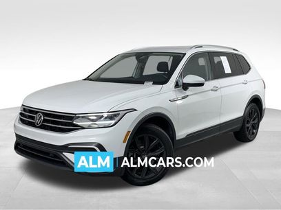 Used 2024 Volkswagen Tiguan SE