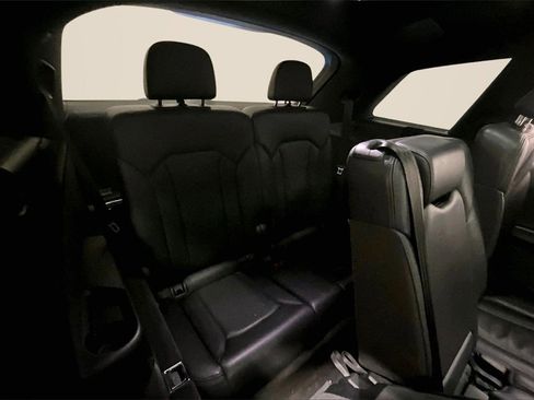 Used 2018 Audi Q7 3.0T Premium Plus w/ Premium Plus Package image 25