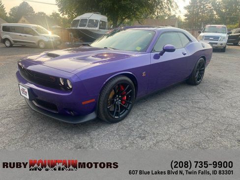 Used 2023 Dodge Challenger R/T Scat Pack w/ Plus Package RWD image 3