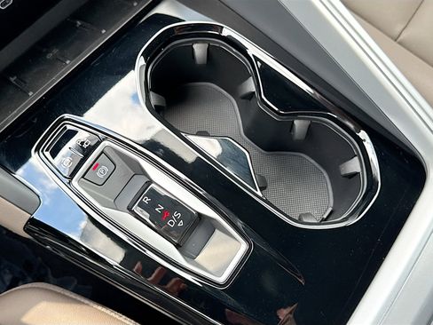 New 2025 Audi Q5 Premium AWD/4WD image 27