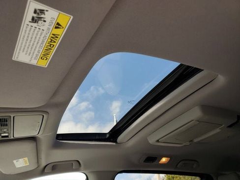 Used 2019 Honda Odyssey Touring image 19