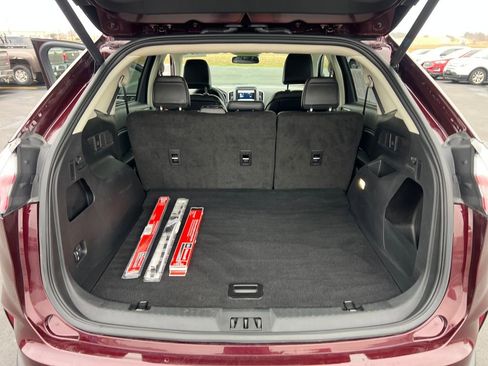 Certified 2024 Ford Edge SEL w/ Convenience Package image 28