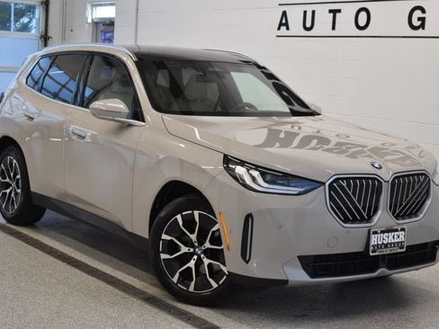 Used 2025 BMW X3 xDrive30i w/ Premium Package AWD/4WD image 1