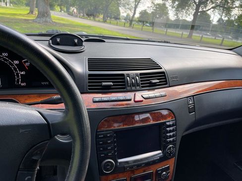 Used 2005 Mercedes-Benz S 500 4MATIC image 36