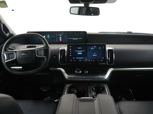 Used 2025 Ford Expedition Max Platinum w/ Stealth Appearance Package AWD/4WD image 21
