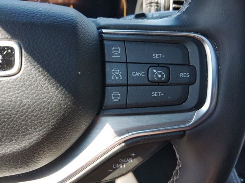 Used 2023 Jeep Wagoneer Series II image 16