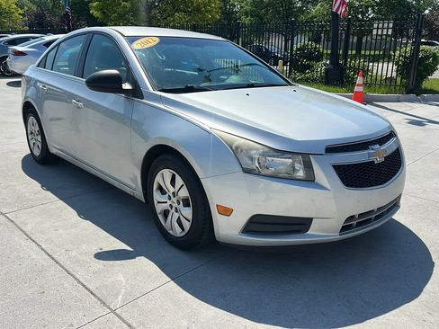 Used 2012 Chevrolet Cruze LS w/ Connectivity Package FWD image 3