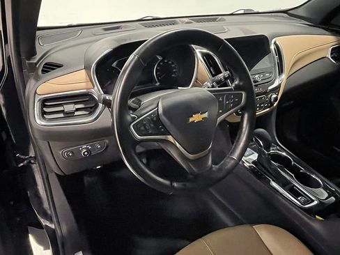 Used 2023 Chevrolet Equinox Premier image 23